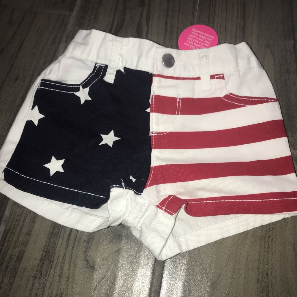 🆕 Children’s Place Red White and Blue shorts 🇺🇸